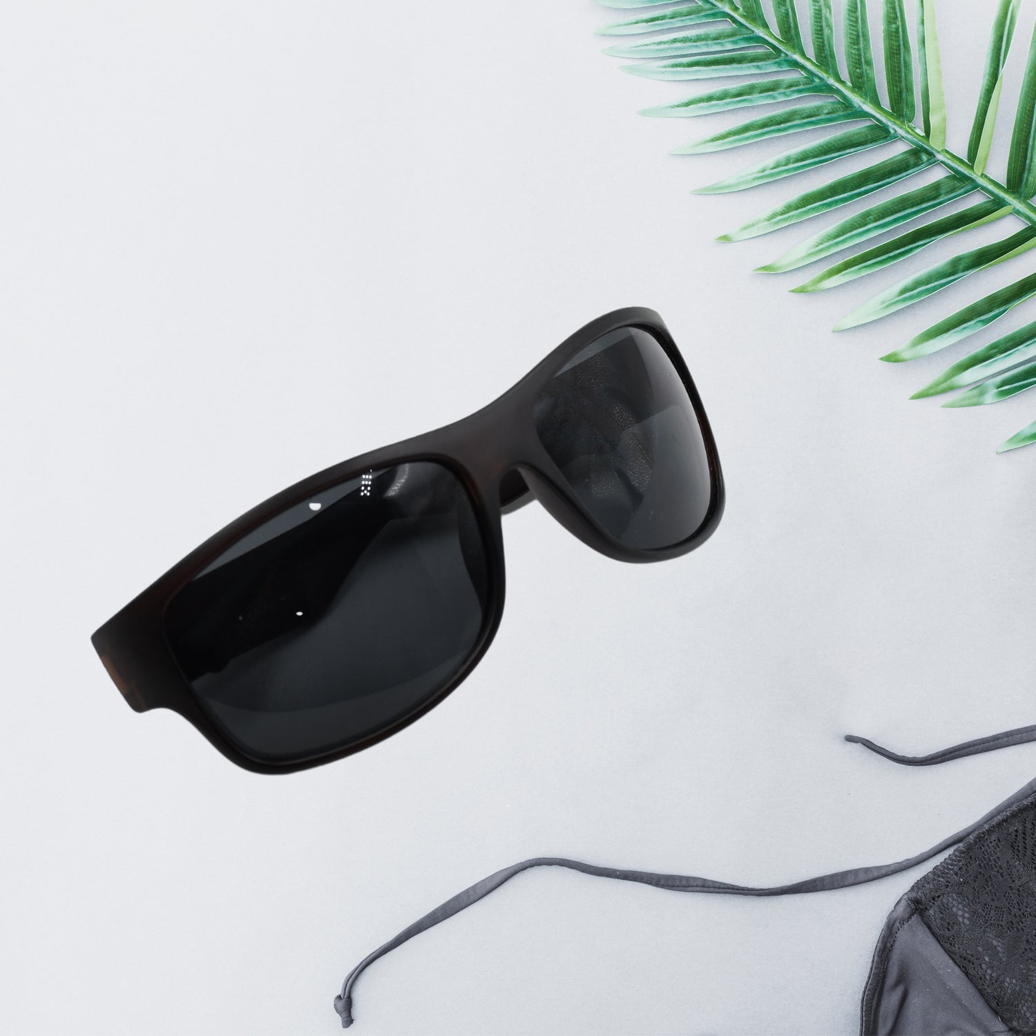 Fashion Sunglasses Full Rim Wayfarer Branded Latest And Stylish Sunglasses | Polarized And 100% Uv Protected | Men Sunglasses