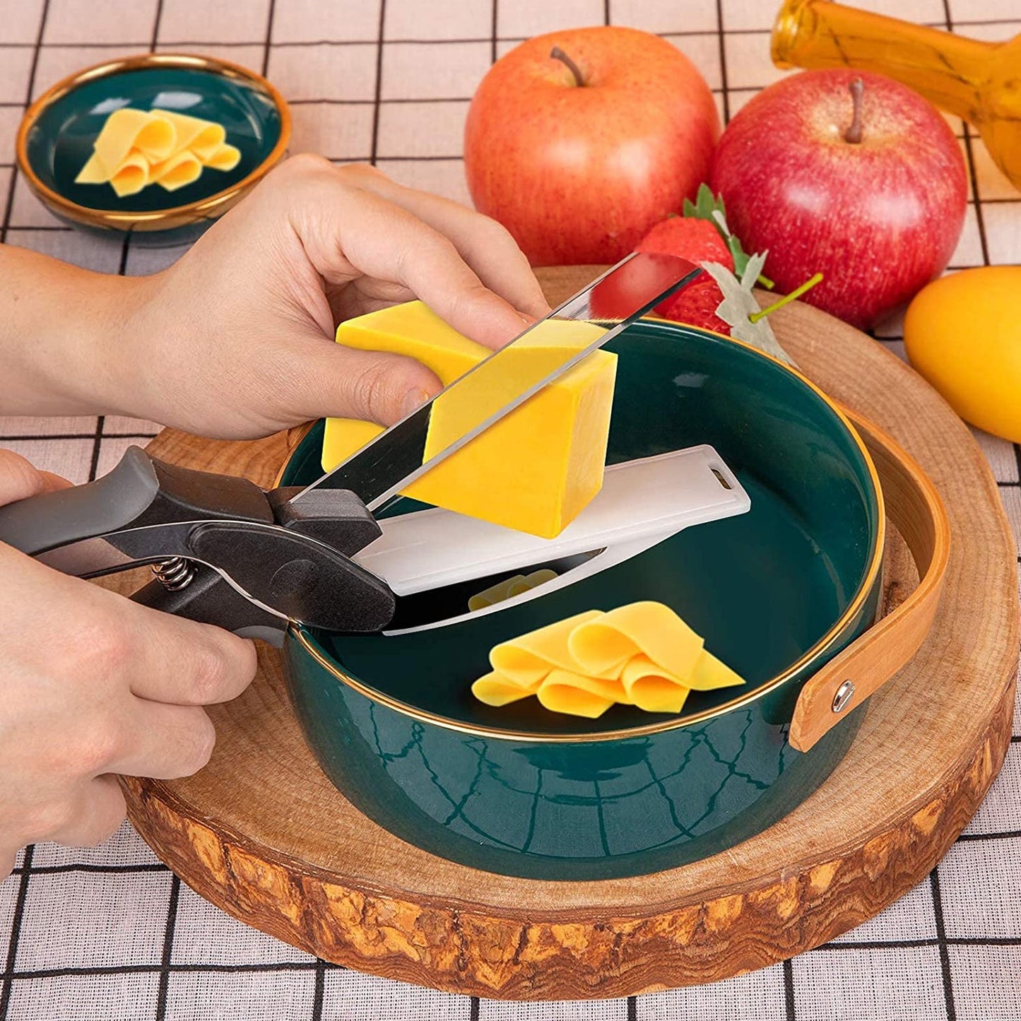 Clever Cutter 2-in-1 Food Chopper Slicer Dicer Vegetable Fruit Cutter 