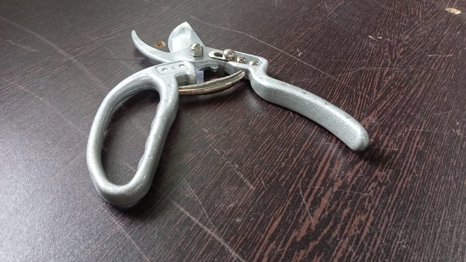 Pruning Shear Cutter for All Purpose Garden Use